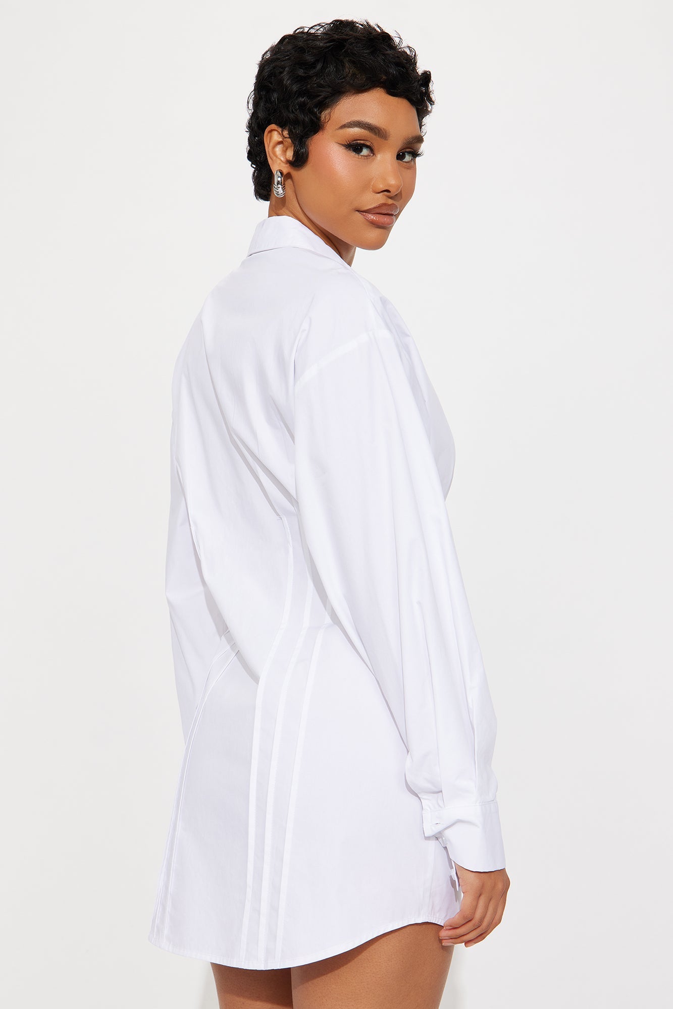 https://cdn.shopify.com/s/files/1/0293/9277/files/08-06-25_S6_11_KNHD4102994_White_JG_IM_10-53-41_130824_PXF.jpg?v=1754596117